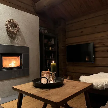 Stunning Log At With Lots Of Charms Semesterbostad Lifjell